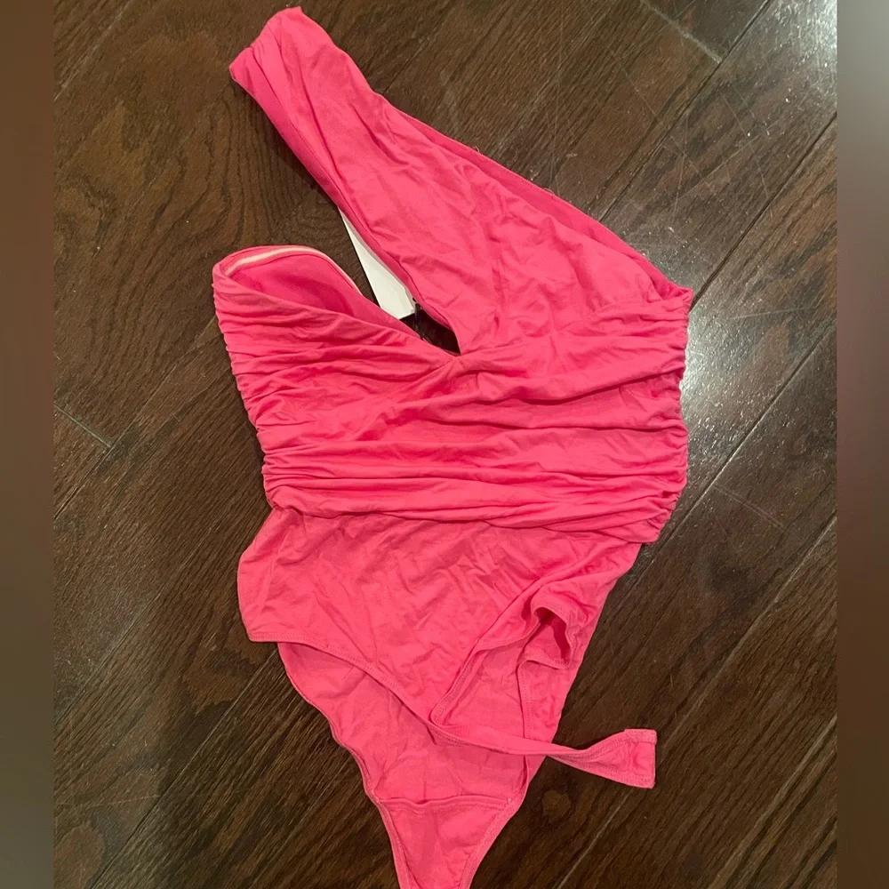 NWT Lovers and Friends Liv Bodysuit Hot Pink - Picture 9 of 9